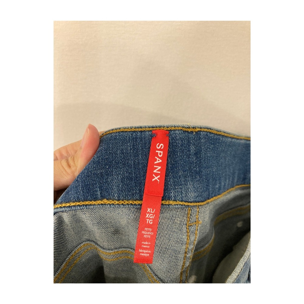 SPANX Seamed Front Wide Leg Jeans Size XL Vintage Indigo Pull-on Comfy - Picture 4 of 11